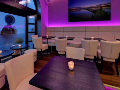 Photo: Lago Lounge